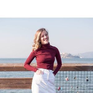 Meet your Posher, Abbie